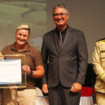 Câmara Municipal realiza homenagem para ex – vereadores