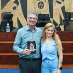 Julio Kuller recebe escritora que produziu obra sobre relacionamento abusivo