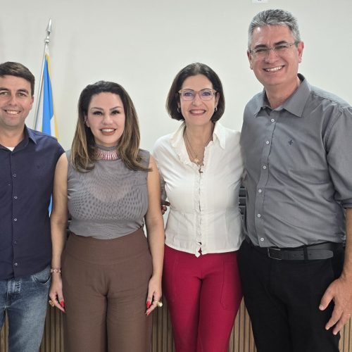 Cristina Graeml participa do anúncio da unidade móvel OdontoSesc em Imbaú