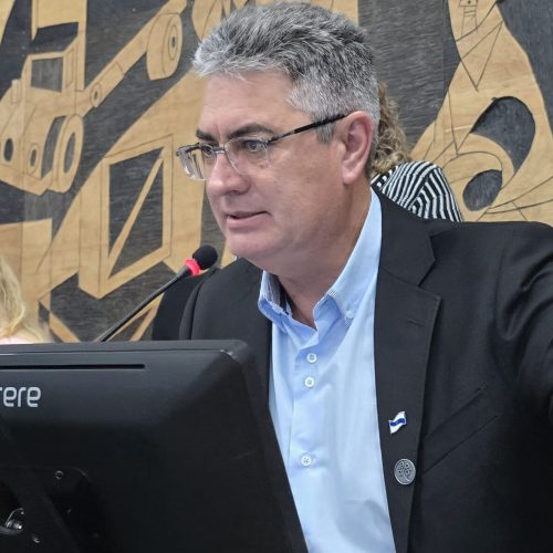 Câmara aprova em primeira discussão PL que proíbe uso de cigarro eletrônico em Ponta Grossa