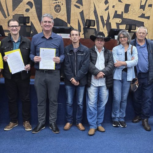 Julio Kuller se reúne com lideranças comunitárias