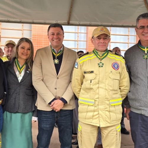 Vereador Júlio Küller é homenageado nos 86 anos do 2º Batalhão de Bombeiros Militar de Ponta Grossa