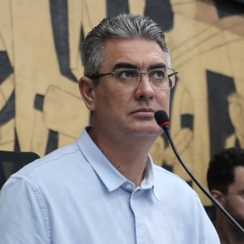 Julio Küller cobra união contra a adultização de crianças e reforça compromisso com leis de proteção infantil
