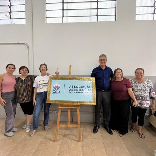 Kuller visita ONG Céu Campos Gerais