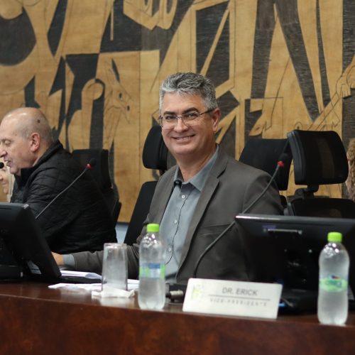 Câmara aprova em primeira discussão projeto que cria o Programa Caixa D’Água Solidária em Ponta Grossa