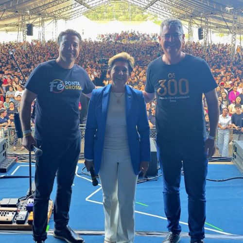 Fé, música e celebração marcam a 1ª Feira Cristã dos Campos Gerais; autoridades prestigiam o evento no domingo