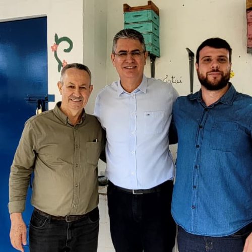 Jardim do Mel é inaugurado no CENSE