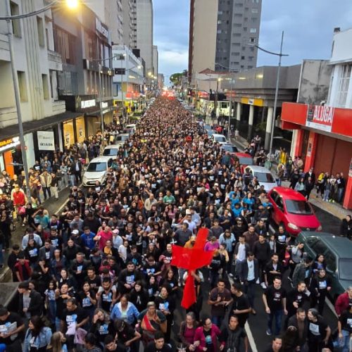 Ponta Grossa celebra a fé com a Marcha para Jesus