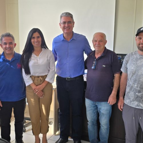 Julio Kuller se encontra com a presidente da Câmara de Rio Azul, Jussara Martins