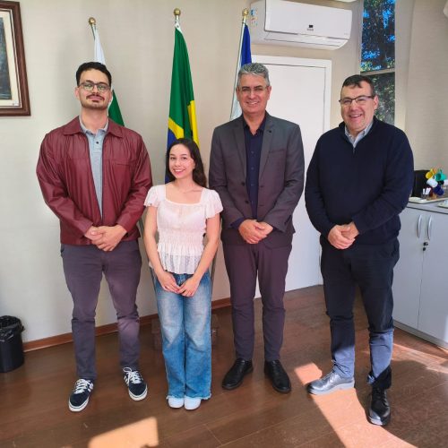 Curso de medicina da UEPG propõe a Julio Kuller projeto de conscientização sobre o cigarro eletrônico