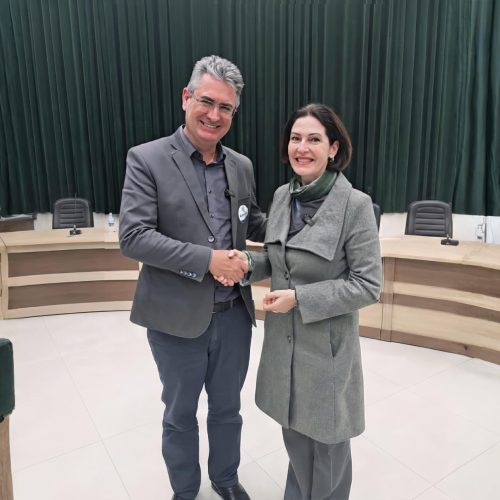 Julio Küller propõe título de cidadã honorária de Ponta Grossa à jornalista Cristina Graeml