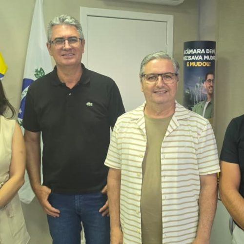 Comissão dos agricultores se reúne na Câmara Municipal